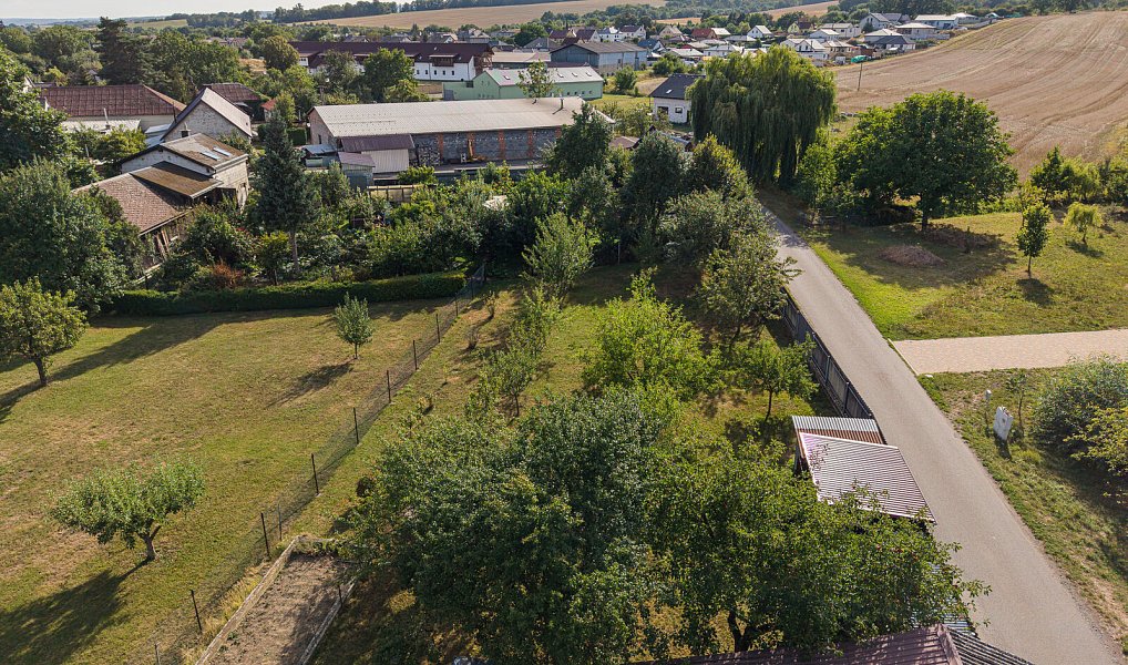 Prodej stavebního pozemku 792 m², Zvole – náhled fotky 11