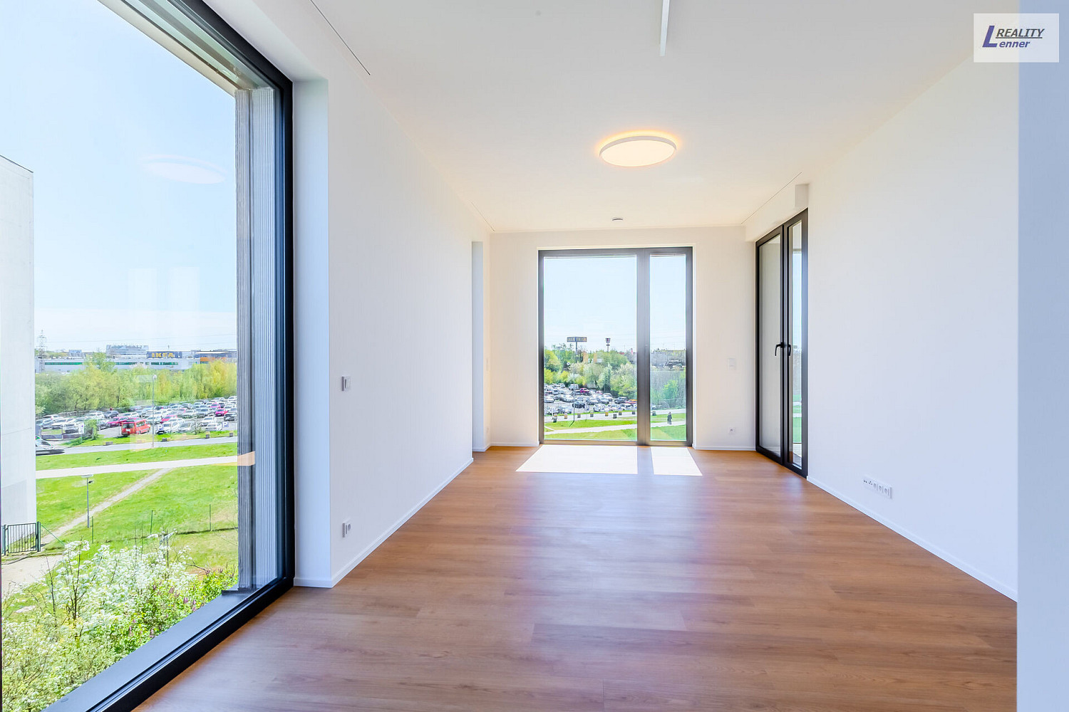 Pronájem bytu 2+kk 75 m² – fotografie 5