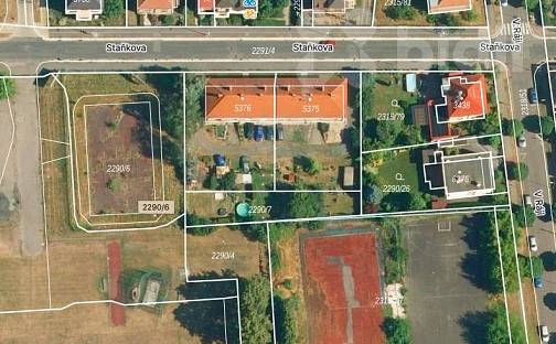 Prodej zahrady 394 m², Staňkova, Pardubice - Zelené Předměstí