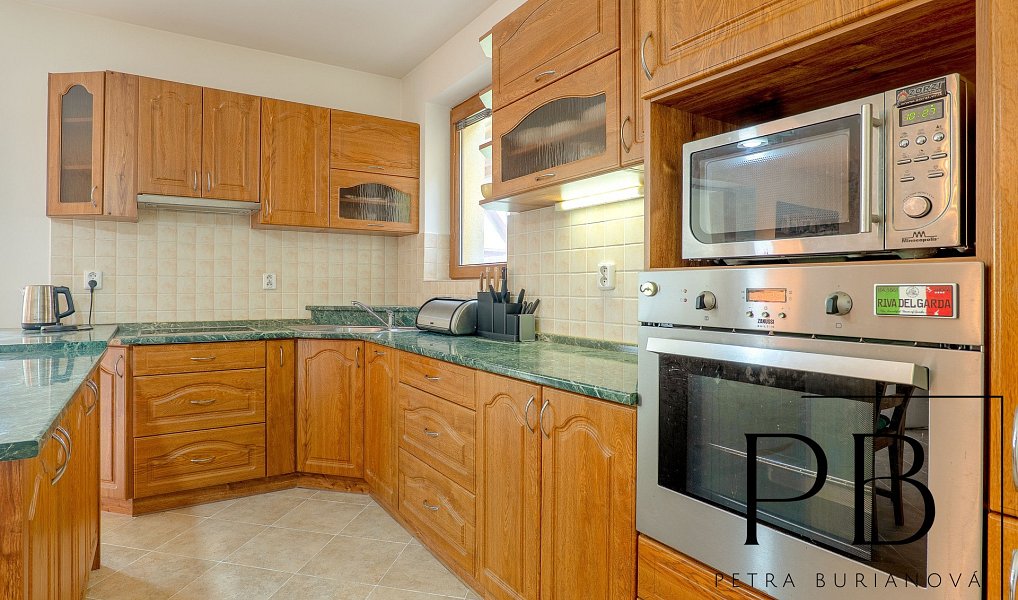 Prodej domu 145 m² s pozemkem 444 m², Ivančice – náhled fotky 5