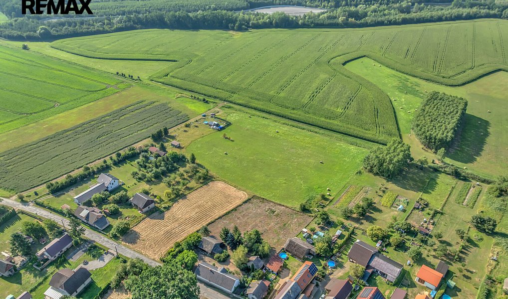 Prodej stavebního pozemku 12 402 m², Kněžmost – náhled fotky 4