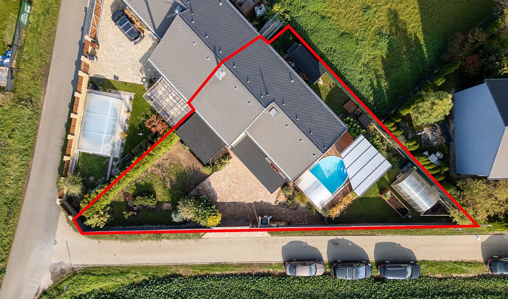 Prodej domu 199 m² s pozemkem 524 m², Hovorčovice – náhled fotky 13