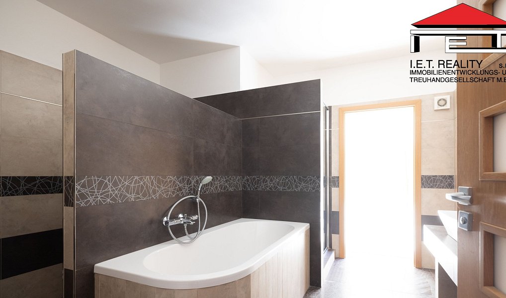 Prodej domu 326 m² s pozemkem 2 960 m², Židlochovice – náhled fotky 21