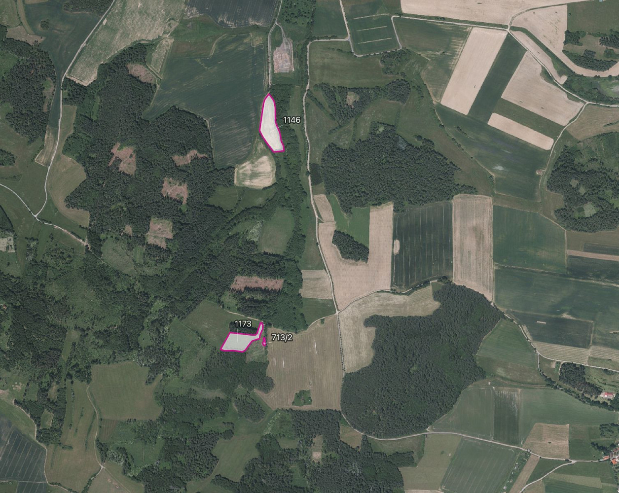 Prodej pole 7 564 m²