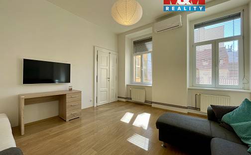 Pronájem bytu 2+1 73 m², Spálená, Praha 1 - Nové Město