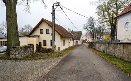 Prodej domu 220 m² s pozemkem 440 m², Petrovice u Sušice - Svojšice, okres Klatovy