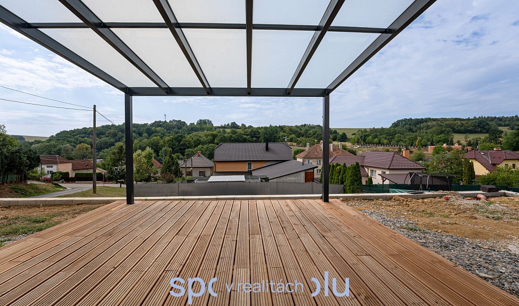 Prodej domu 113 m² s pozemkem 702 m², Zlámanec – náhled fotky 8