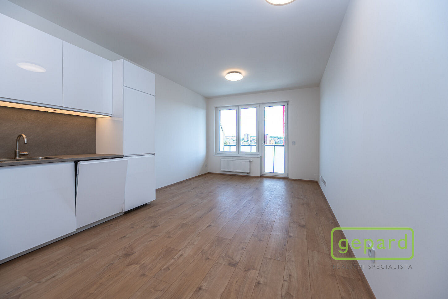 Pronájem bytu 3+kk 62 m² — photo 4
