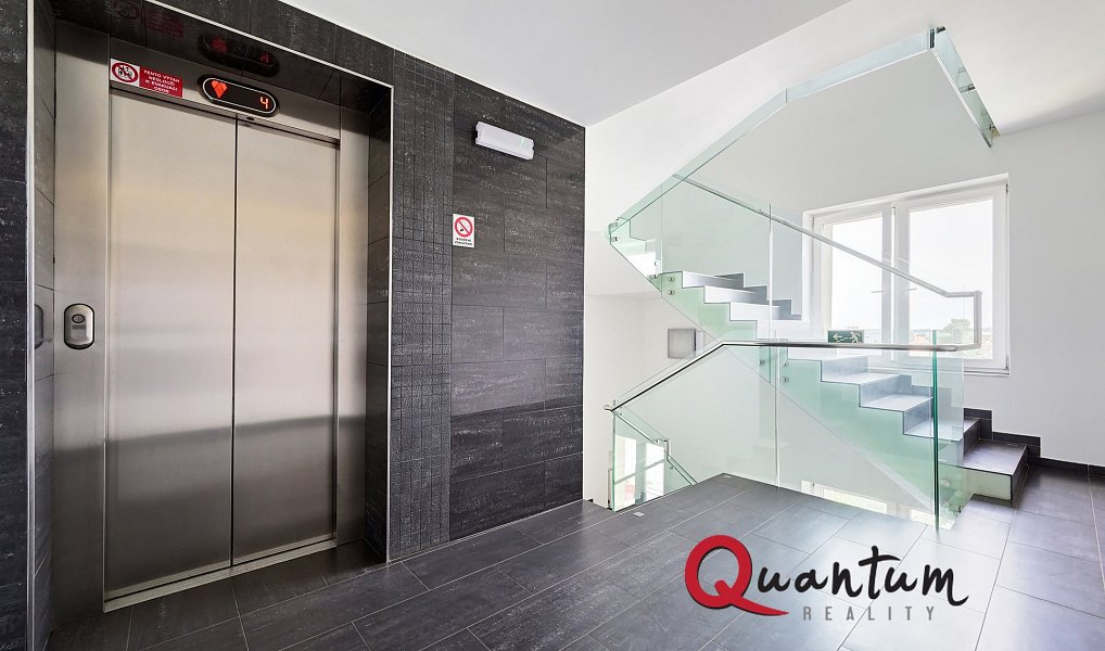 Prodej bytu 1+kk 19 m², Praha – náhled fotky 11