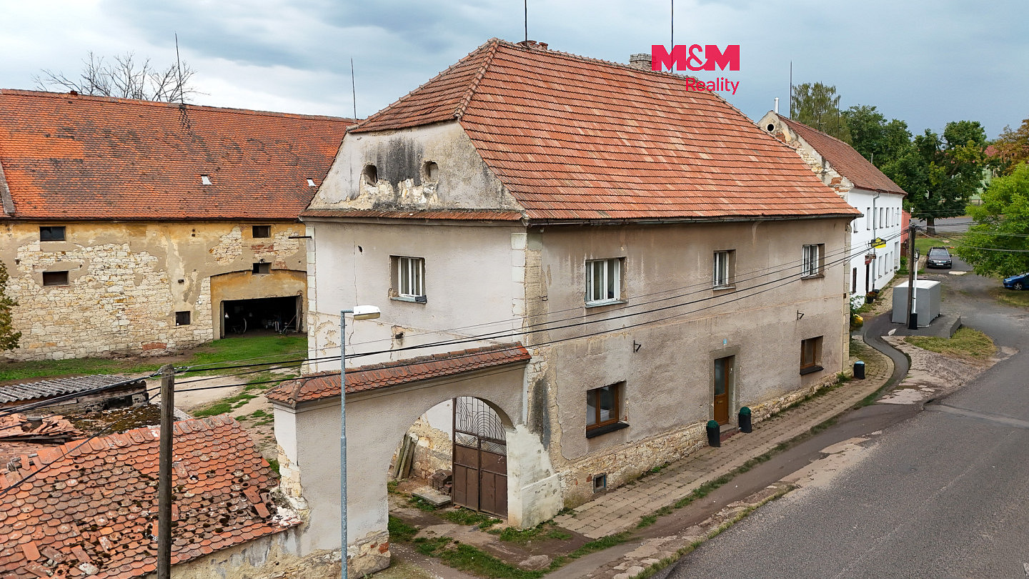 Prodej domu 424 m² s pozemkem 1 444 m² – fotografie 2