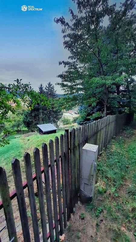 Prodej stavebního pozemku 414 m² – pohled 2