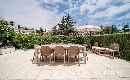 Prodej domu 709 m² s pozemkem 409 m²