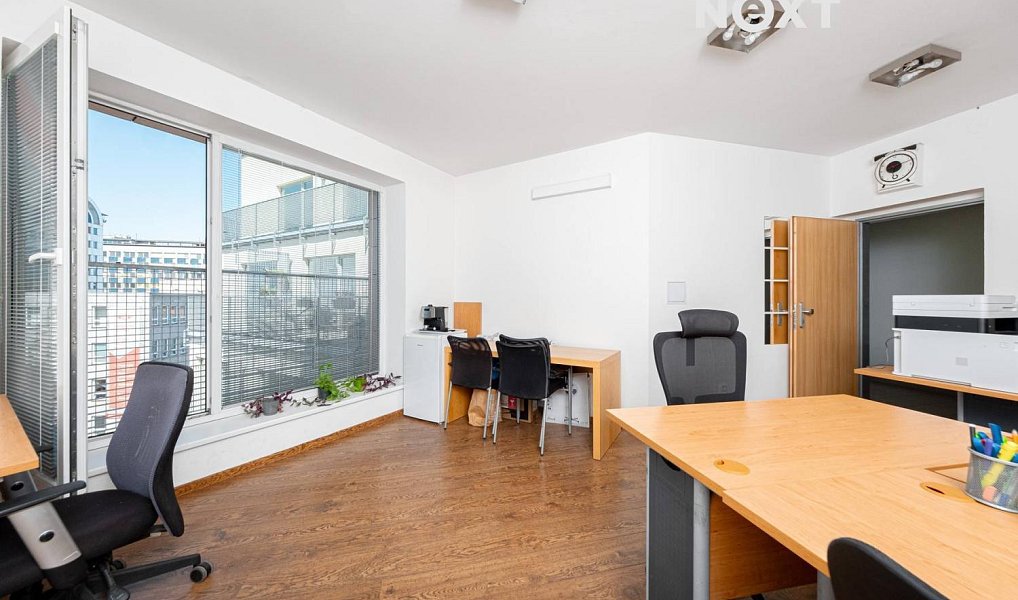 Prodej kanceláře 28 m², Pardubice – náhled fotky 13