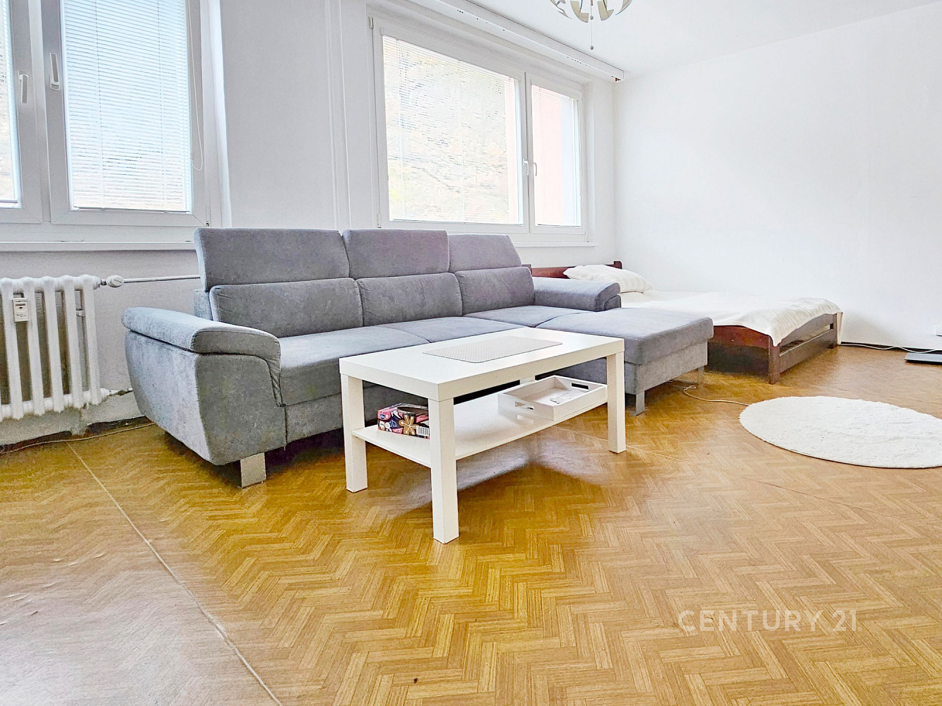 Pronájem bytu 1+kk 33 m² — photo 3