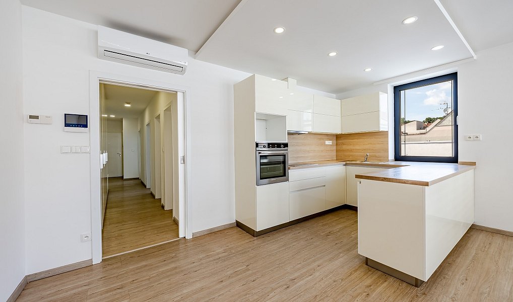 Pronájem bytu 3+kk 69 m², Uherský Brod – náhled fotky 4
