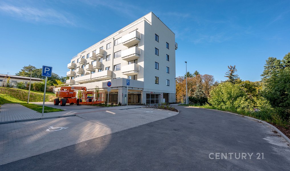 Pronájem bytu 2+kk 54 m², Kladno – náhled fotky 18