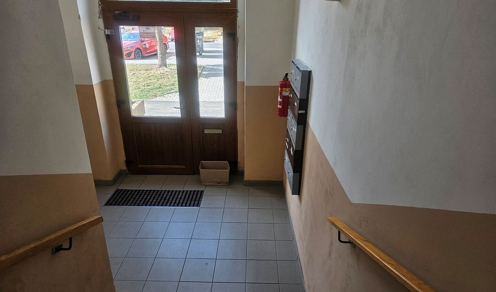 Prodej bytu 1+1 38 m², Kladno – náhled fotky 8