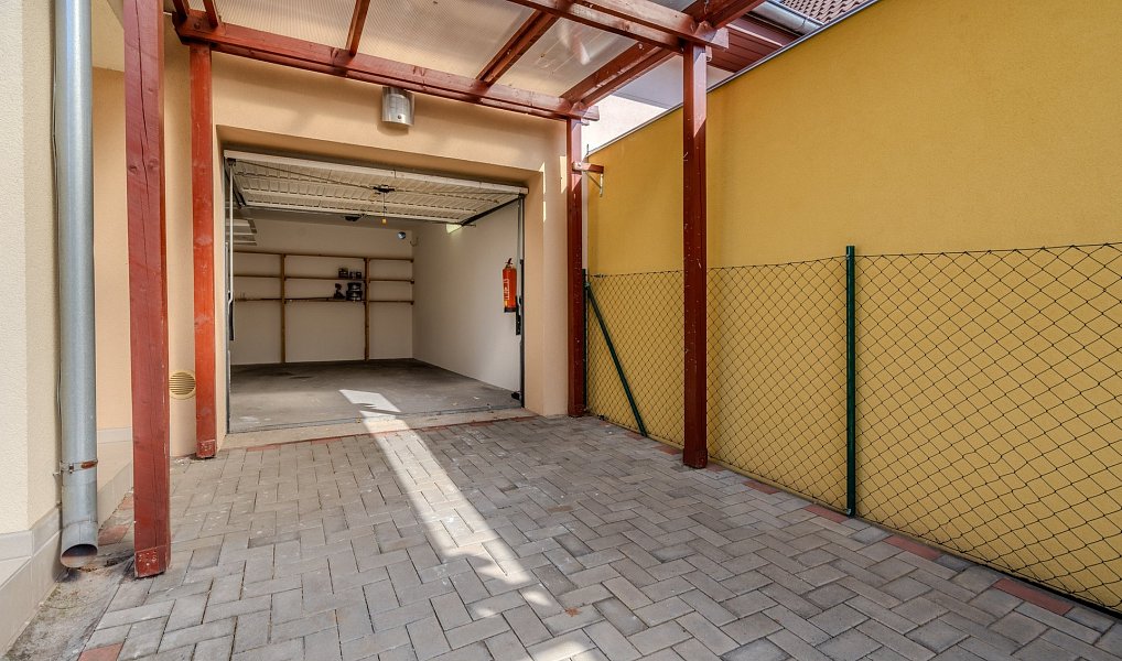 Prodej domu 190 m² s pozemkem 465 m², Hostivice – náhled fotky 15