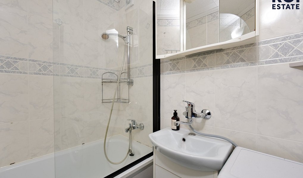 Pronájem bytu 1+kk 27 m², Praha – náhled fotky 8