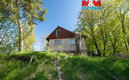 Prodej stavebního pozemku 1 792 m², Kamenice - Ládví, okres Praha-východ