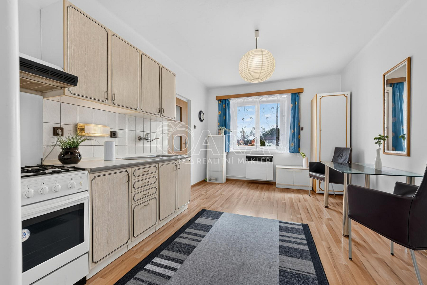 Pronájem bytu 1+1 48 m²