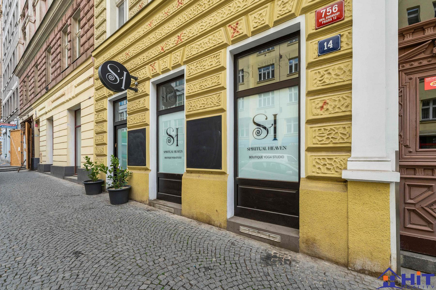 Prodej obchodních prostor 127 m² — photo 2