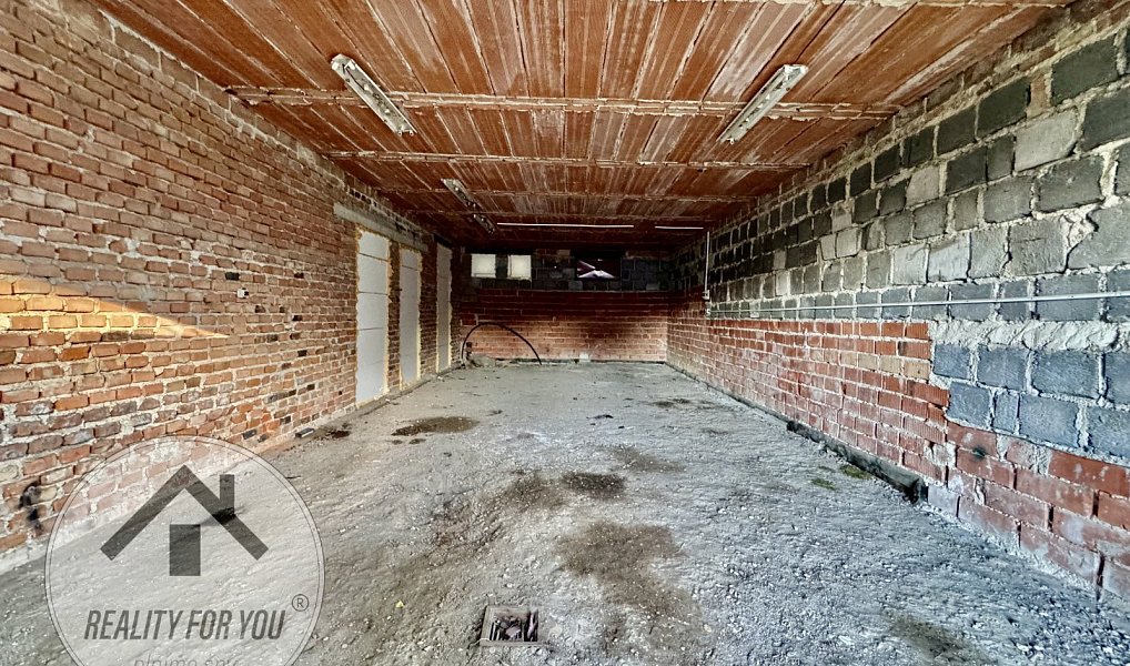 Prodej domu 270 m² s pozemkem 1 011 m², Jesenný – náhled fotky 18