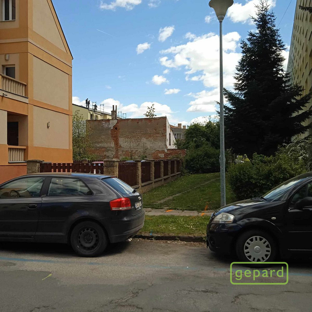 Prodej stavebního pozemku 241 m² – fotografie 3