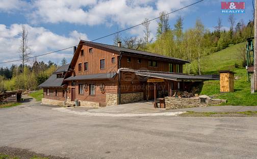 Prodej chaty/chalupy 500 m² s pozemkem 13 000 m², Horní Bečva, okres Vsetín