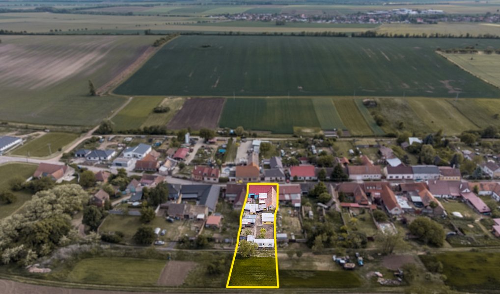 Prodej domu 200 m² s pozemkem 1 330 m², Kubšice – náhled fotky 3