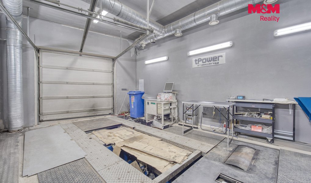 Prodej domu 189 m² s pozemkem 197 m², Králův Dvůr – náhled fotky 4