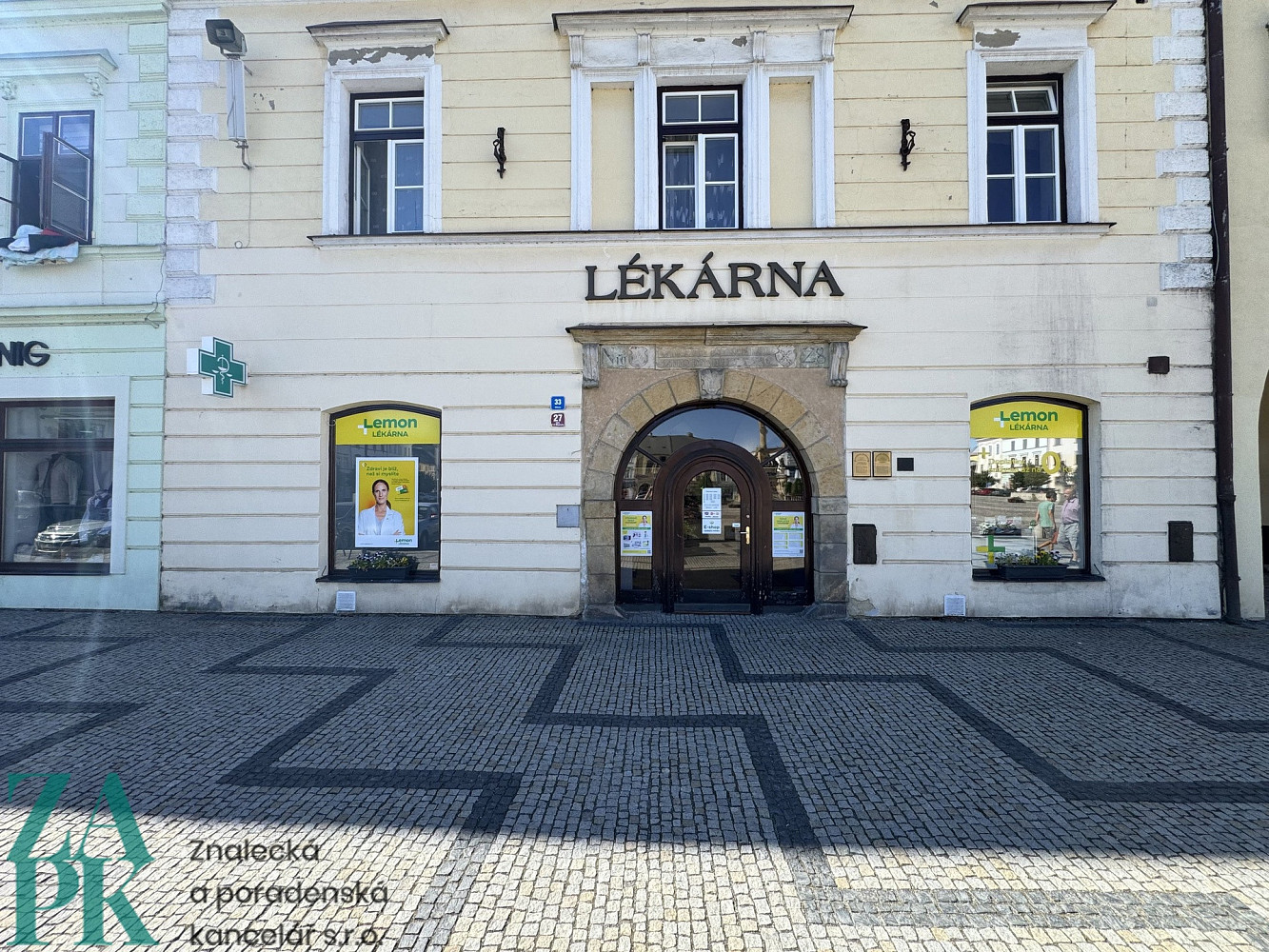 Pronájem obchodních prostor 226 m²