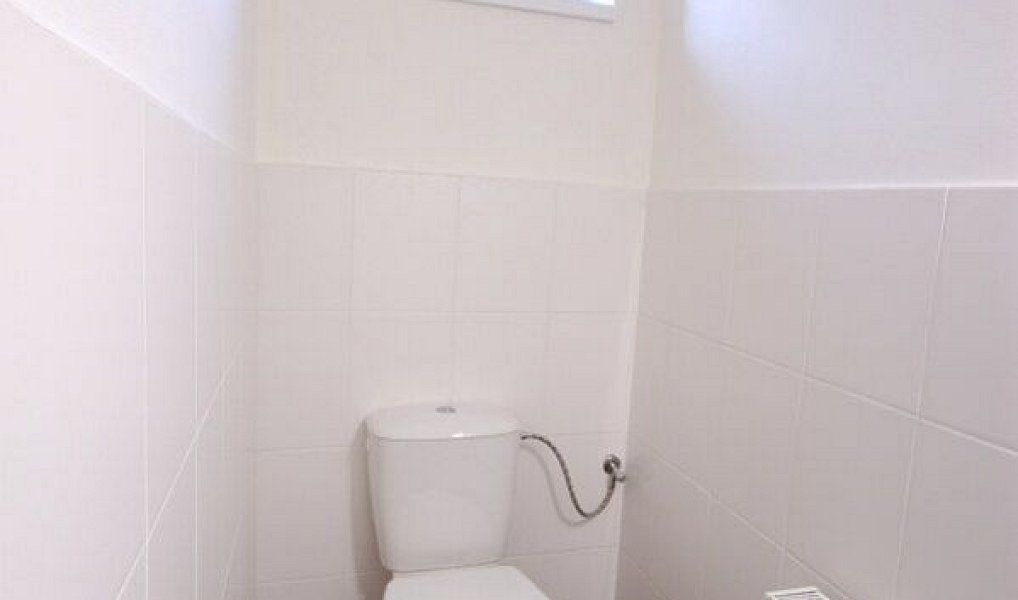 Pronájem ubytovacího objektu 417 m², Neratovice – náhled fotky 11