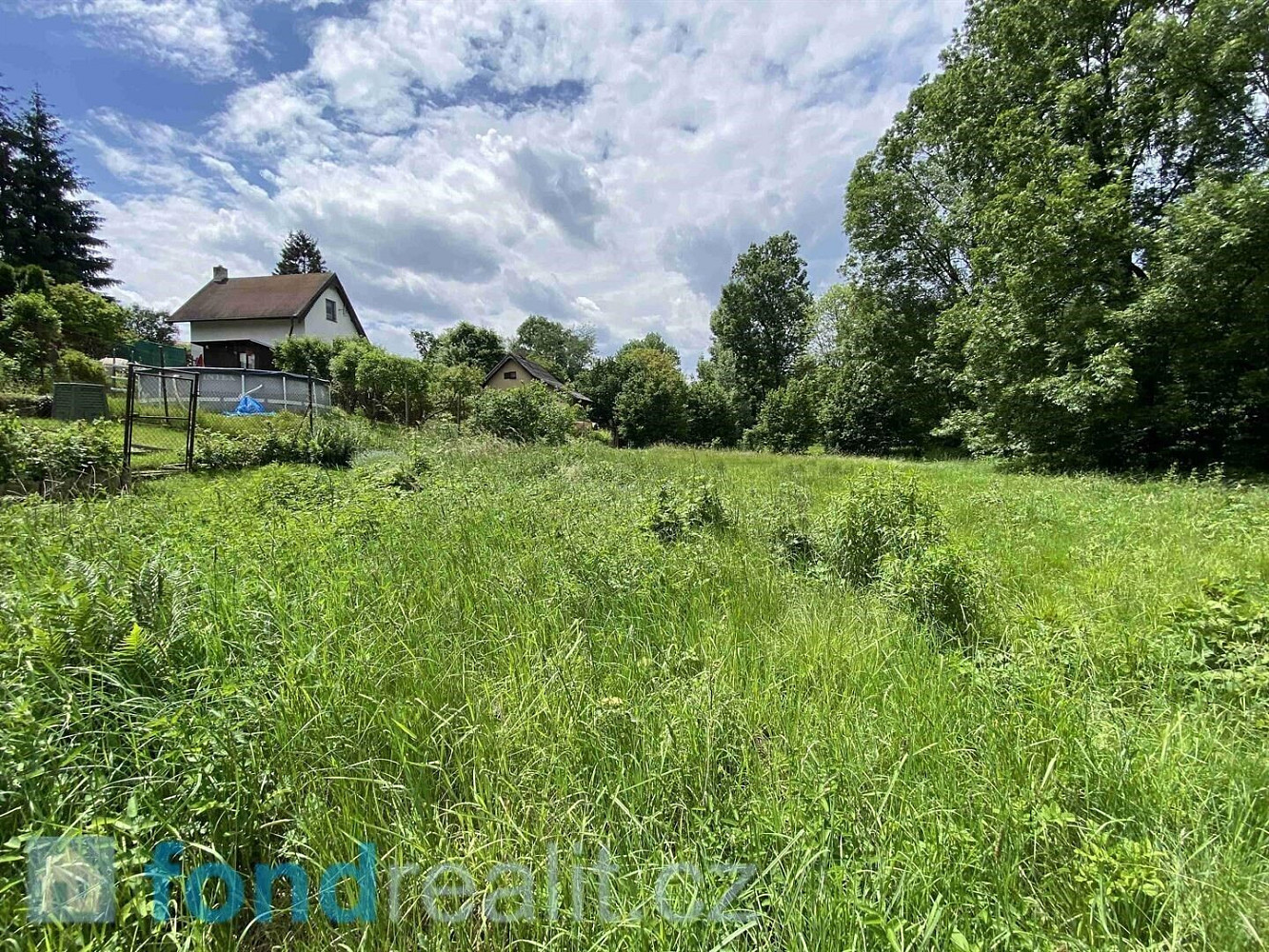 Prodej pozemku 2 673 m² – fotografie 2