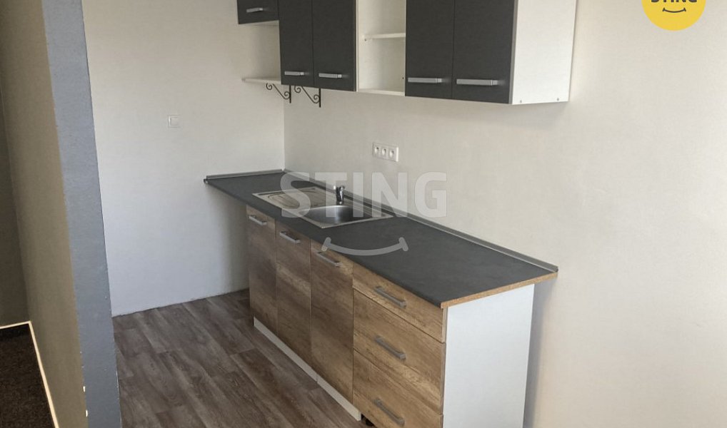 Pronájem kanceláře 47 m², Třinec – náhled fotky 5