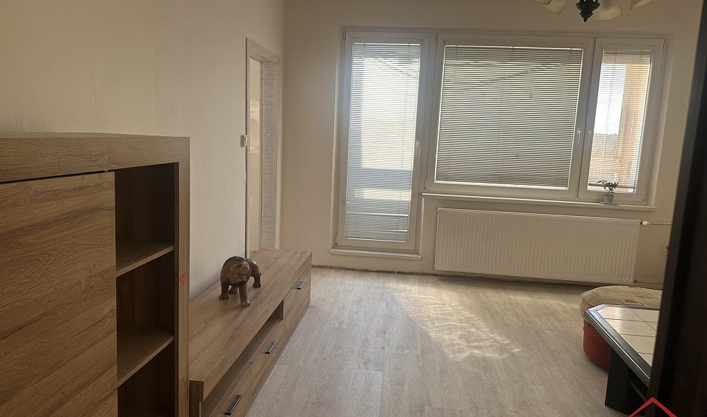 Pronájem bytu 3+1 69 m², Zlín – náhled fotky 2