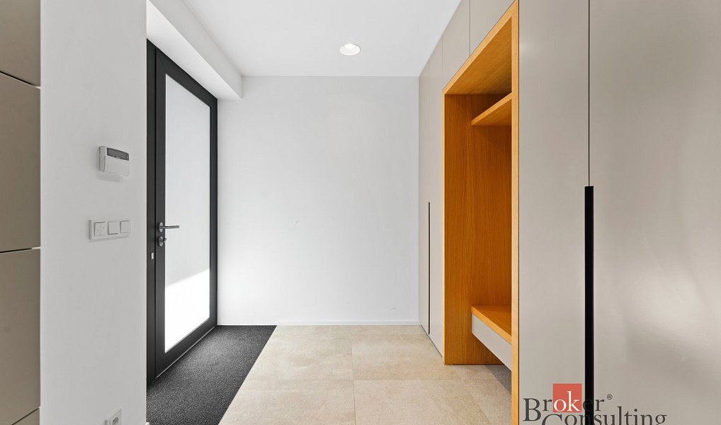 Pronájem domu 162 m² s pozemkem 916 m², Průhonice – náhled fotky 32