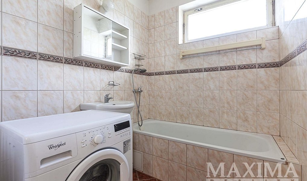 Prodej bytu 4+1 91 m², Praha – náhled fotky 3