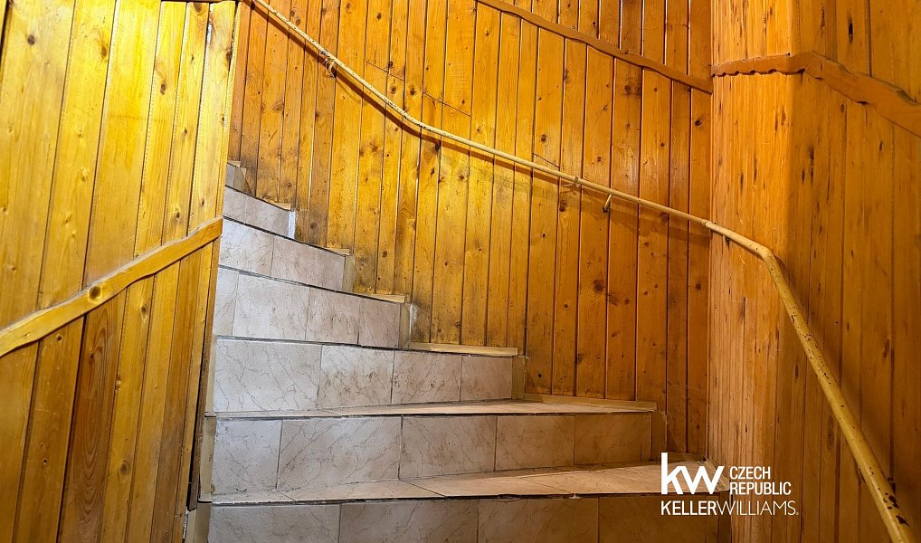 Prodej domu 240 m² s pozemkem 452 m², Bílina – náhled fotky 28