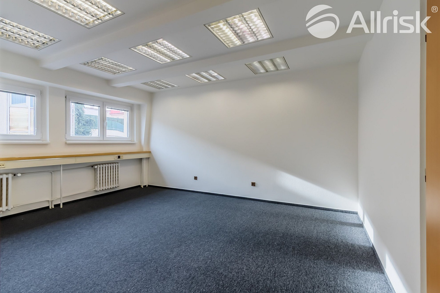 Pronájem kanceláře 20 m² – fotografie 4