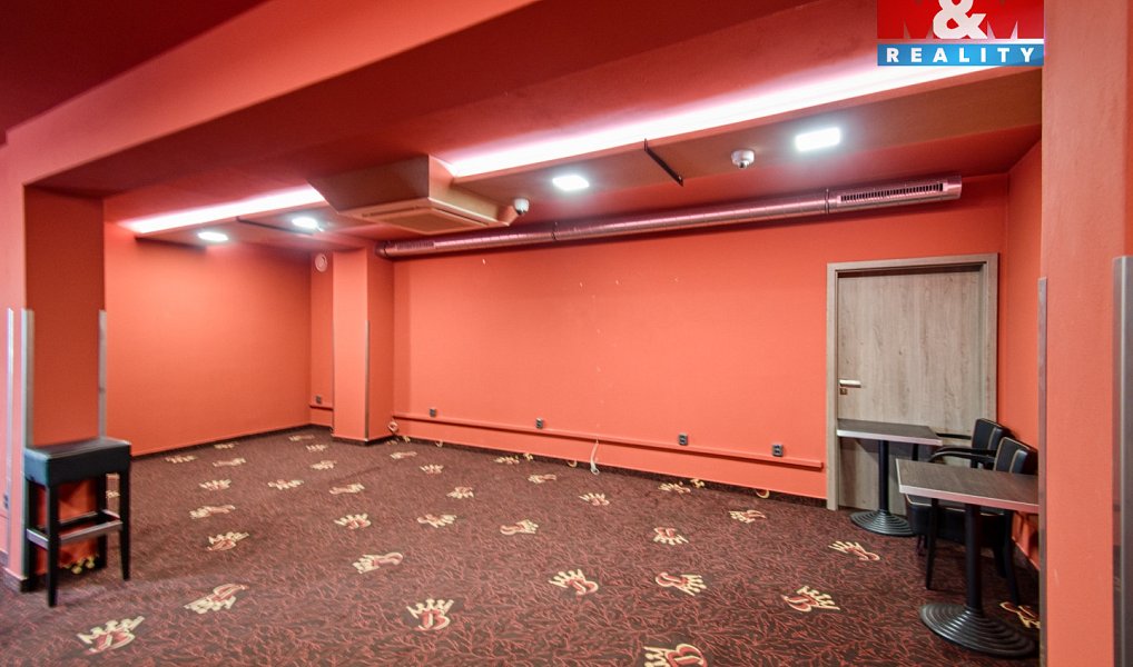 Pronájem obchodních prostor 180 m², Rožnov pod Radhoštěm – náhled fotky 4