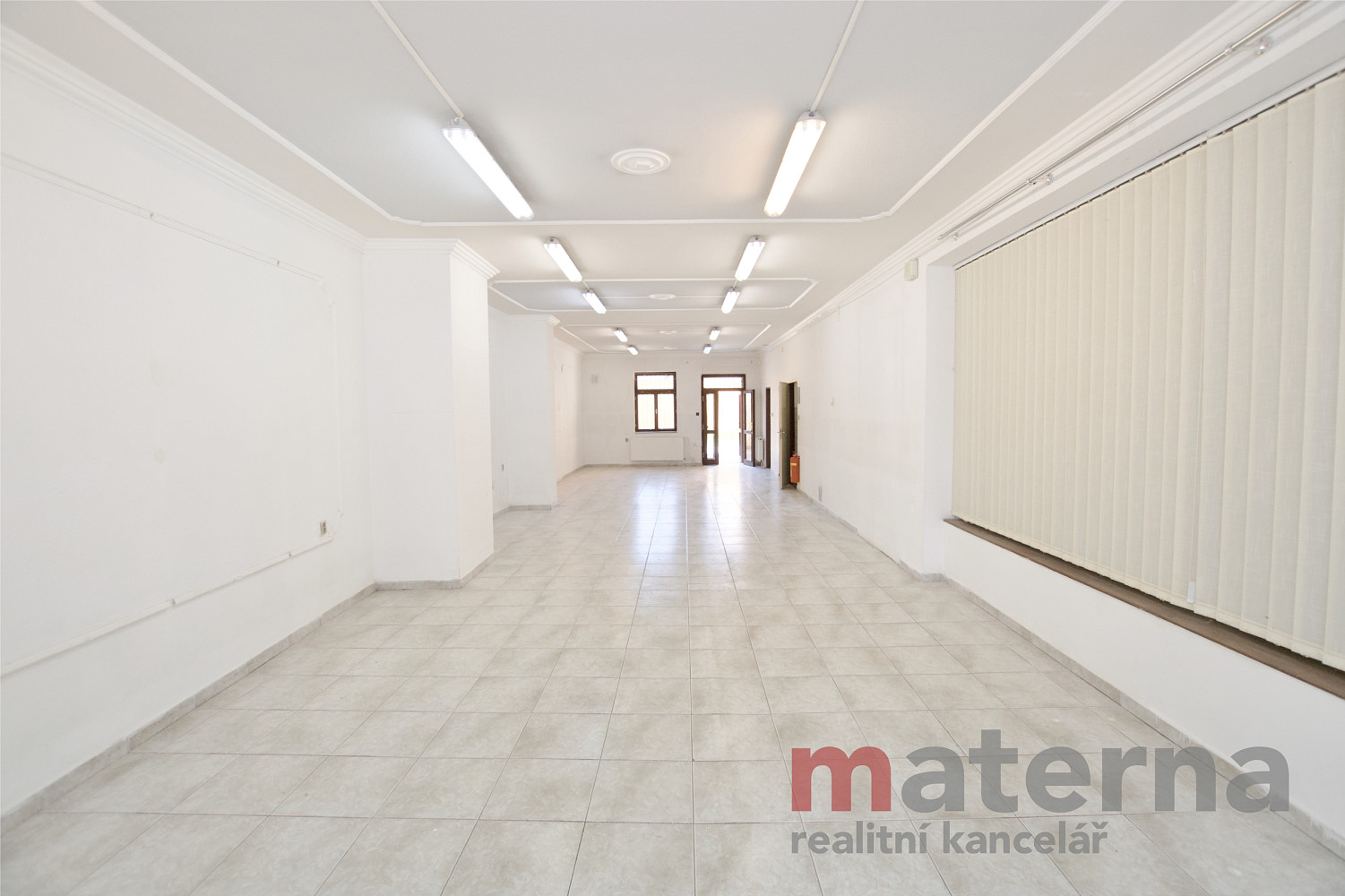 Prodej nájemního domu, činžáku 307 m² – fotografie 4