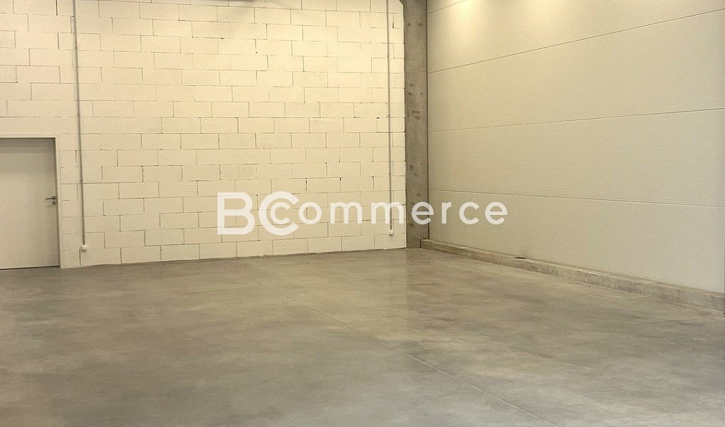 Pronájem skladovacích prostor 235 m², Brno – náhled fotky 4
