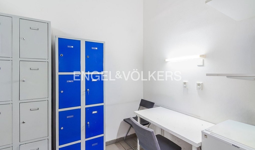 Pronájem obchodních prostor 323 m², Praha – náhled fotky 9