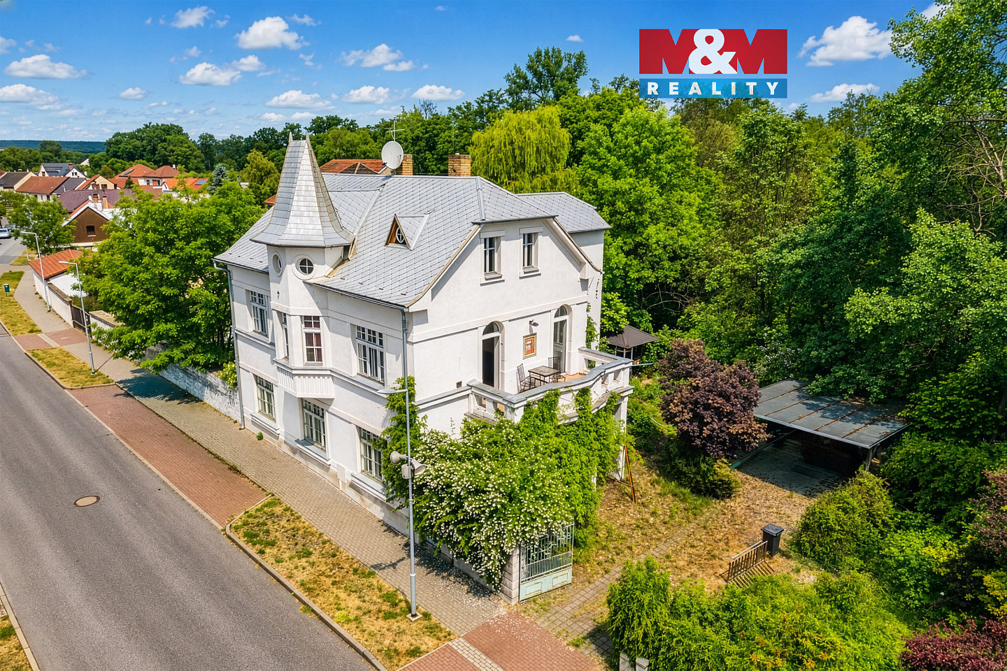 Prodej domu 287 m² s pozemkem 797 m²