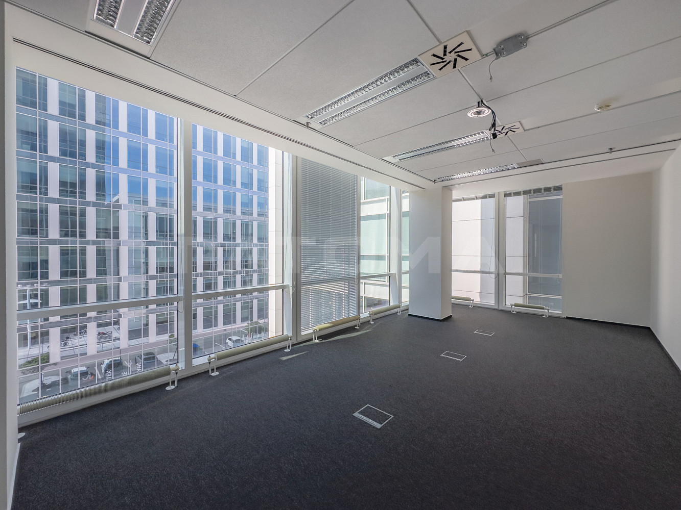 Podnájem kanceláří o výměře 431 m² v objektu City Tower, Praha 4 – pohled 5