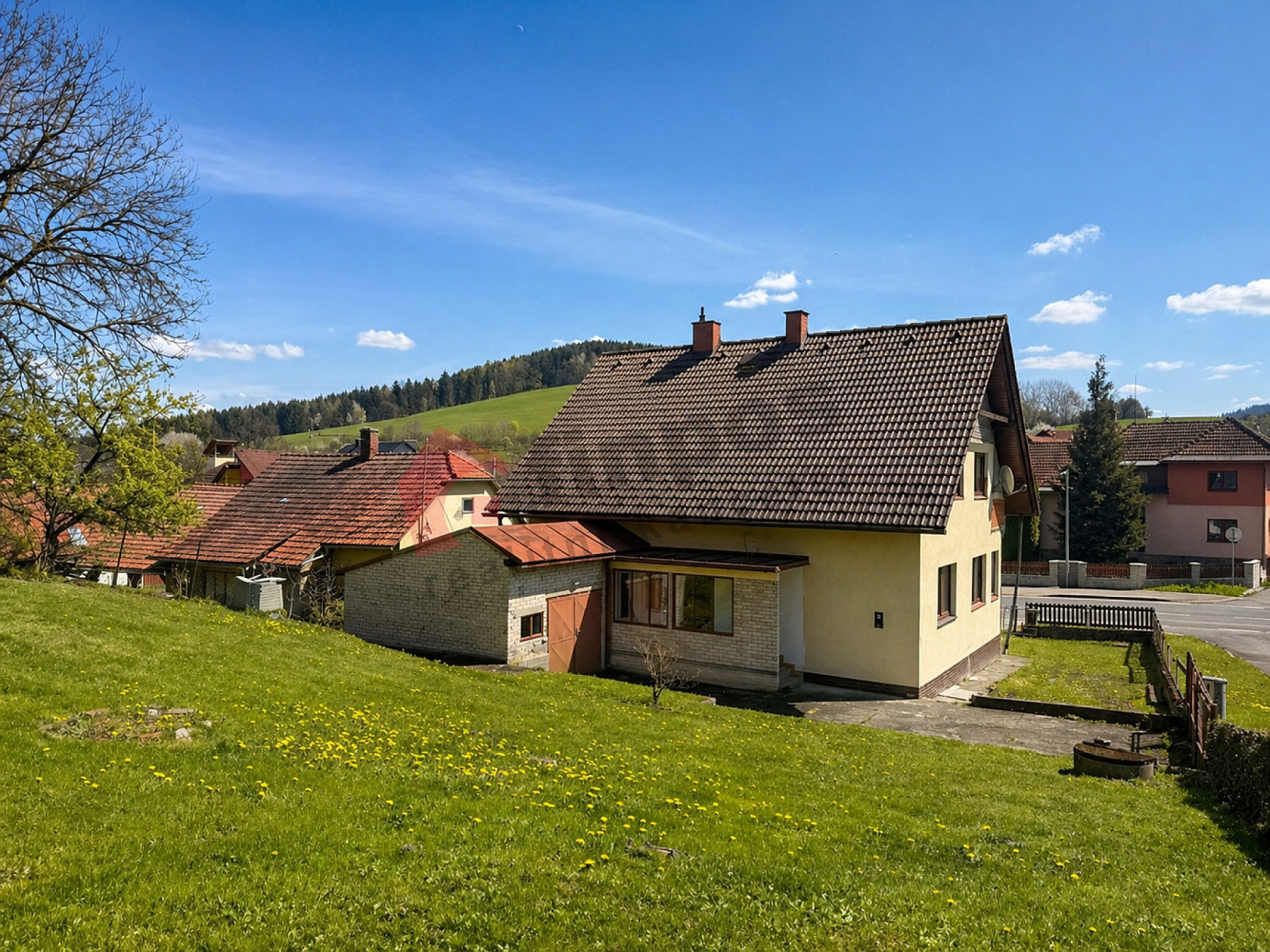 Prodej domu 180 m² s pozemkem 668 m²