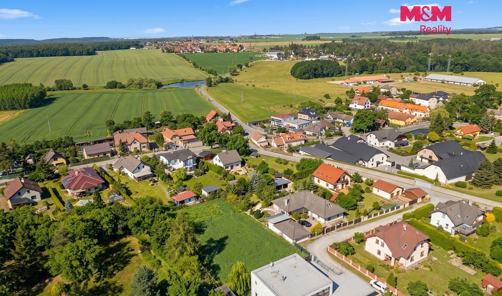 Prodej stavebního pozemku 1 495 m², Březová-Oleško – náhled fotky 3