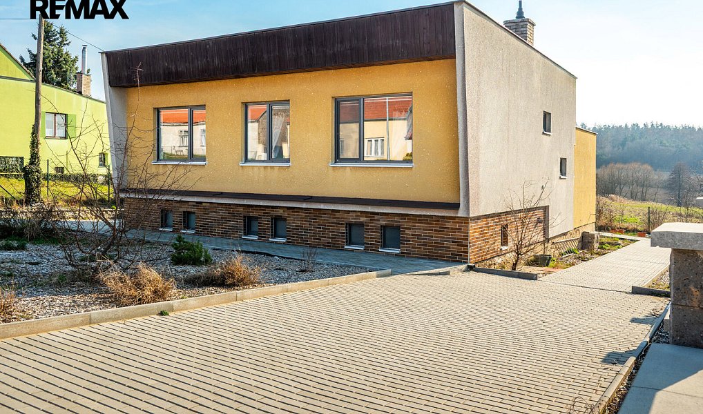 Prodej domu 200 m² s pozemkem 802 m², Šumná – náhled fotky 36