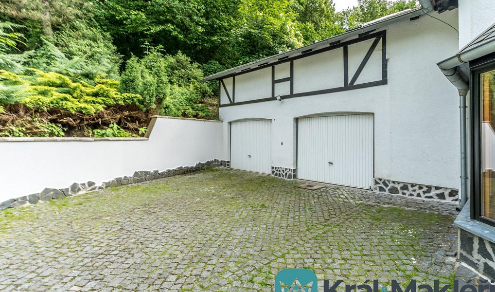 Prodej domu 266 m² s pozemkem 1 373 m², Chuderov – náhled fotky 24